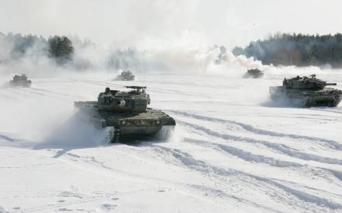 Танк Leopard-2A4, Армия