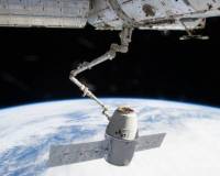 Космос, Dragon SpaceX