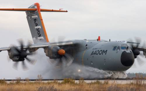 Airbus A400M, Авиация